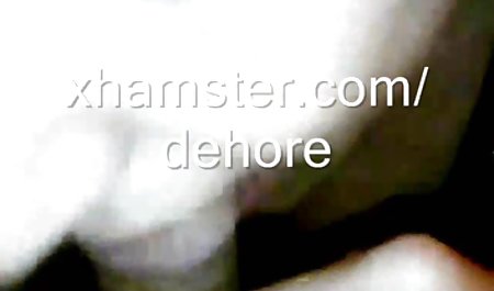 یک صندلی با یک پتو پلنگ بکن بکن دختر رنگ افزایش می یابد,