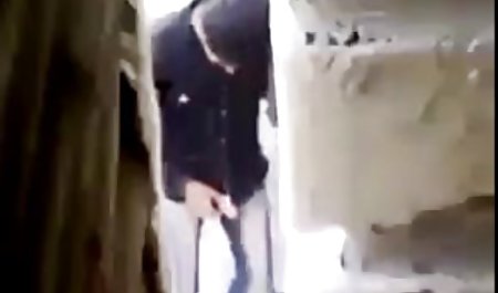 جنس کانال تلگرام سکسی بکن بکن دیگر می دهد, یک برهنه فرد در زیبا لباس