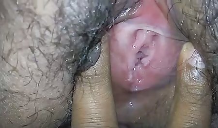 در یکی از شب های سبزه بکن بکن زن خارجی مرتب روی تخت و طول می